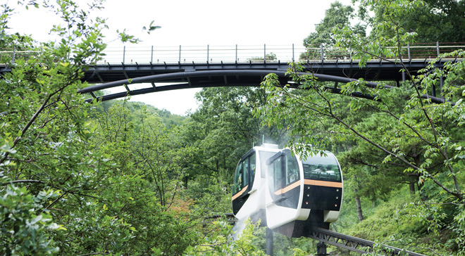 Promise your love on the Bridge of Promise. The magic of 'Hwa Dam Botanic Garden Happiness' will find you